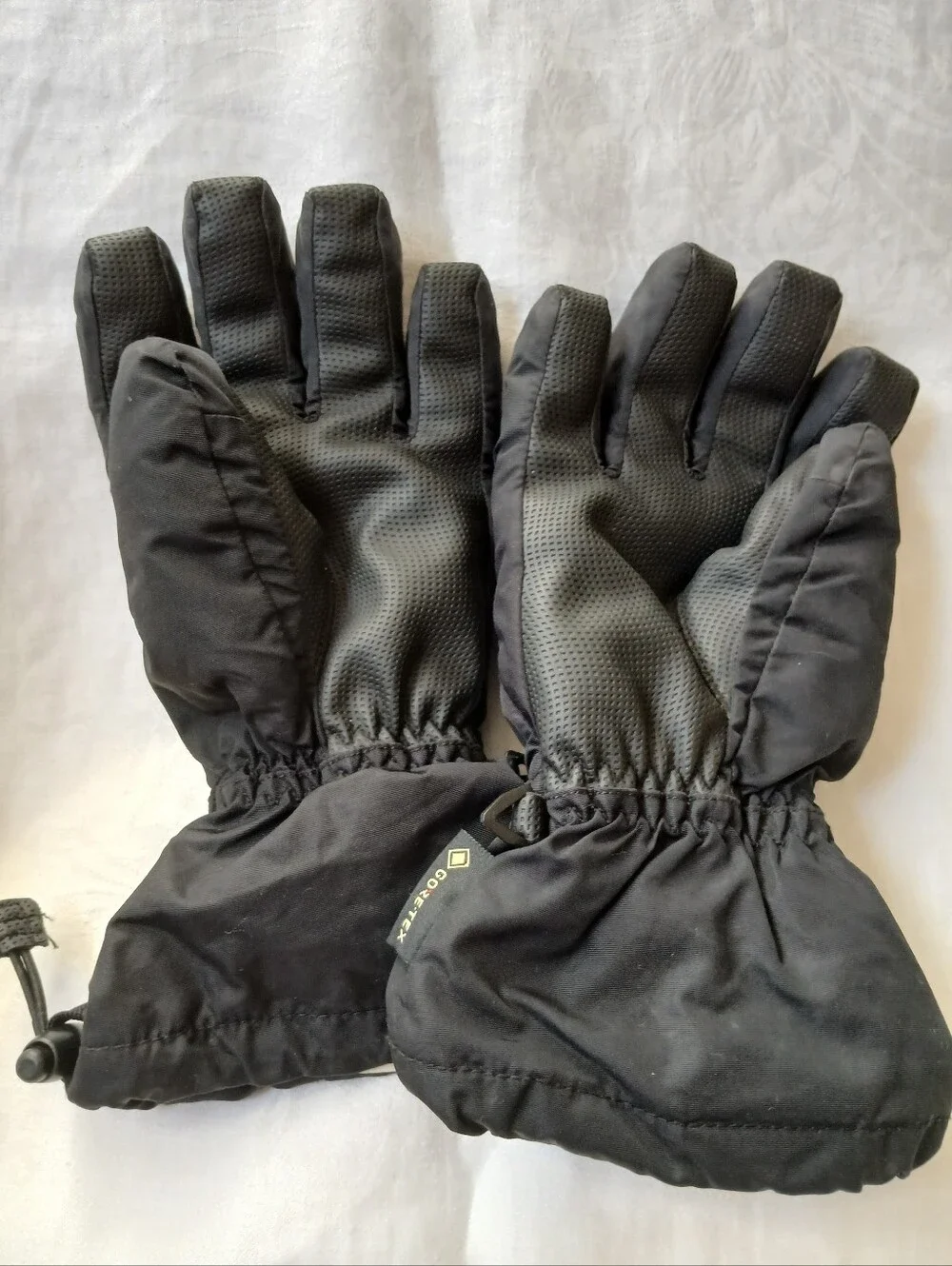 Dakine Goretex Black Youth Gloves Size Large 8-10 Years